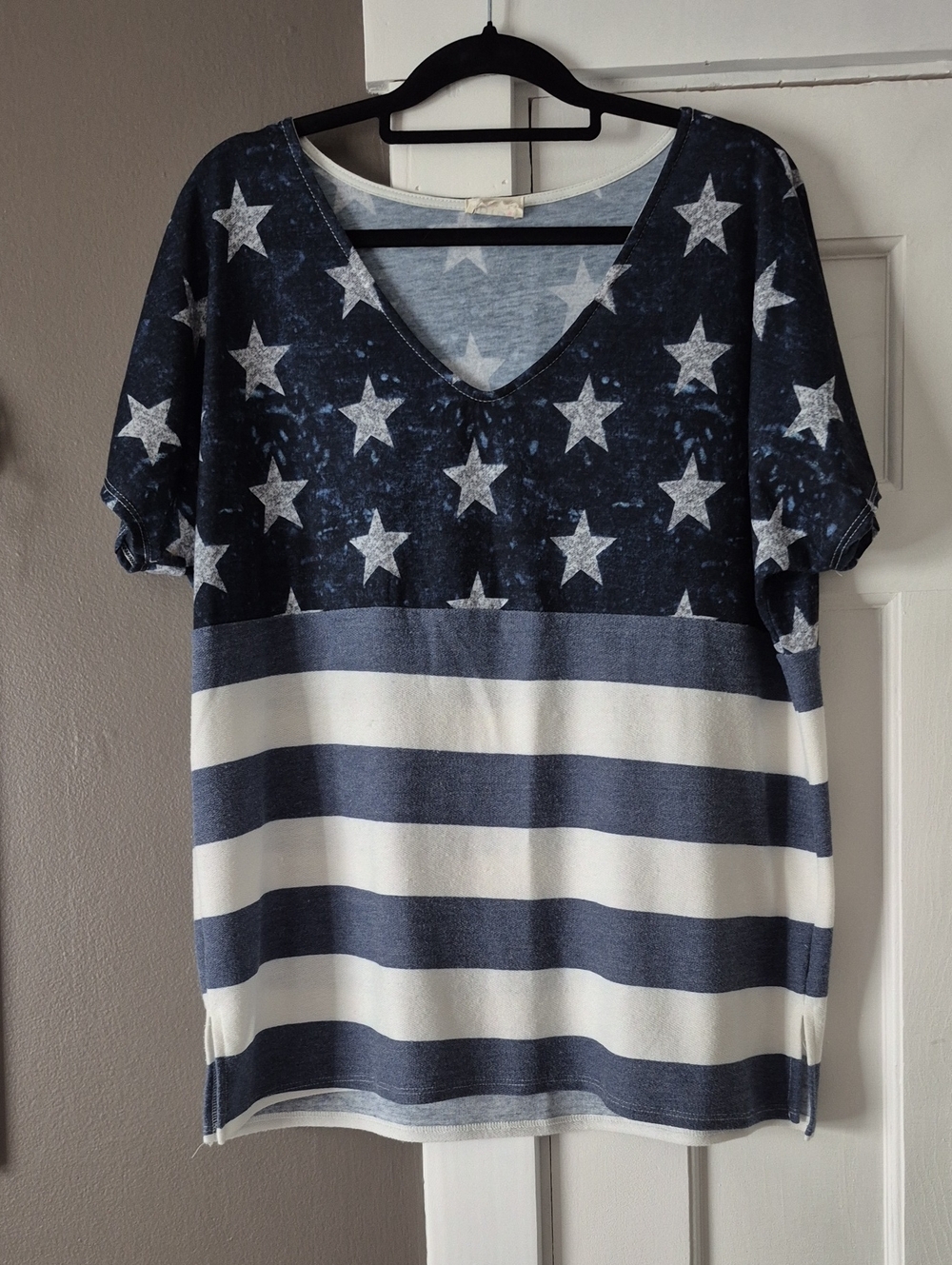 BiBi Navy and White Star-Stripe V-Neck Short Sleeve Top